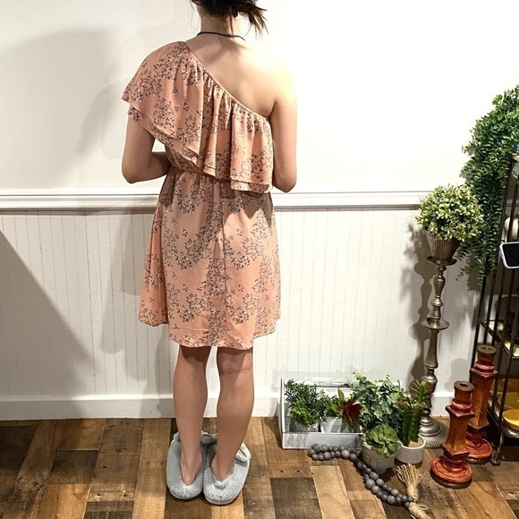 Lush floral dress - Picture 8 of 9